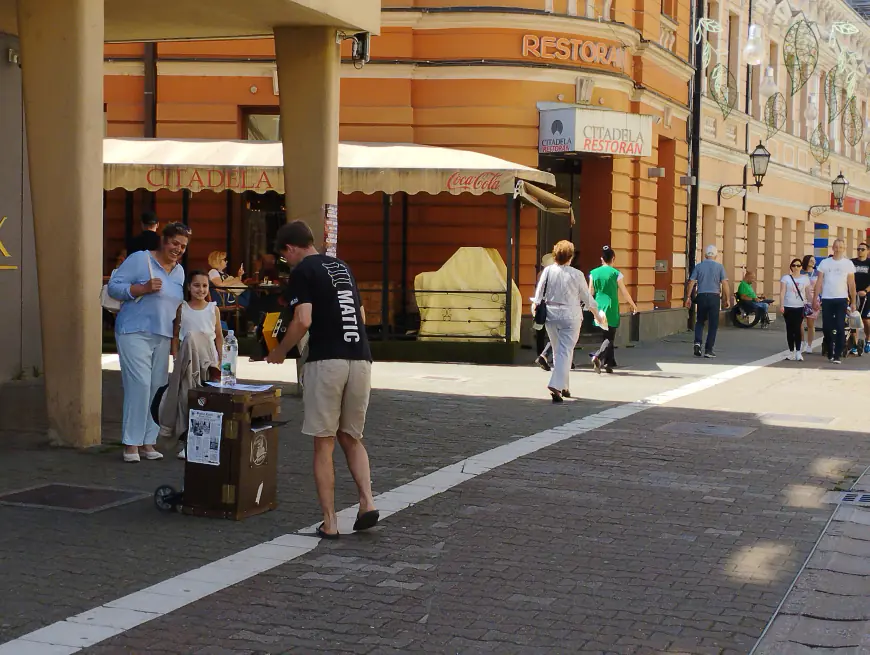 Turisti i ekskurzije preplavili Banja Luku (FOTO)