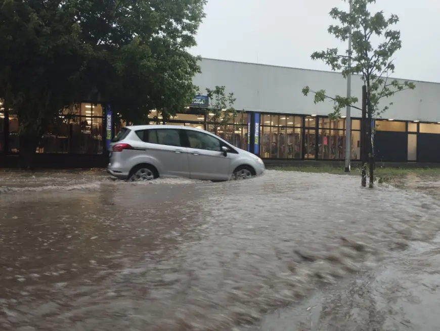 Vandredna situacija! Poplave u Banja Luci (FOTO)